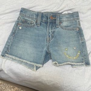 Toddler Old navy denim shorts size 6